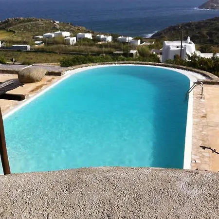 Pithos House Holiday home